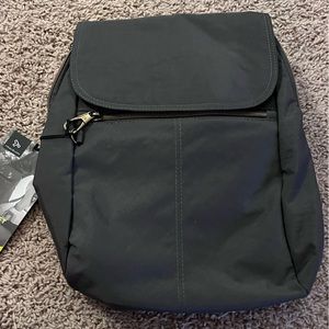 Travelon 5-Point Anti-Theft Security Bag NWT